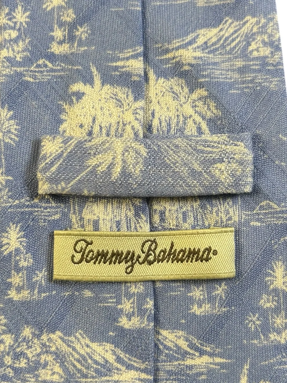 TOMMY BAHAMA Blue White Tropical Island Scenic Silk Necktie Coastal Resort